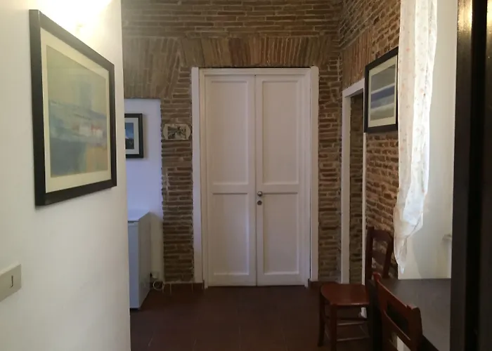 Domus Coronari בית הארחה